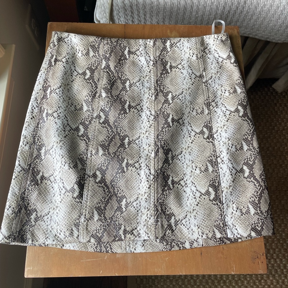 lily rain medium skirt
